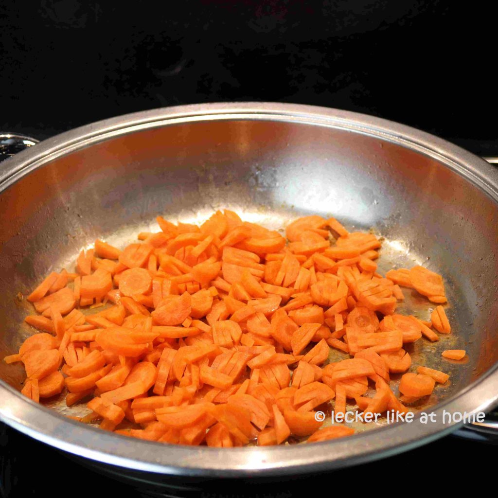 Gebackener-Butterkürbis-Karotten