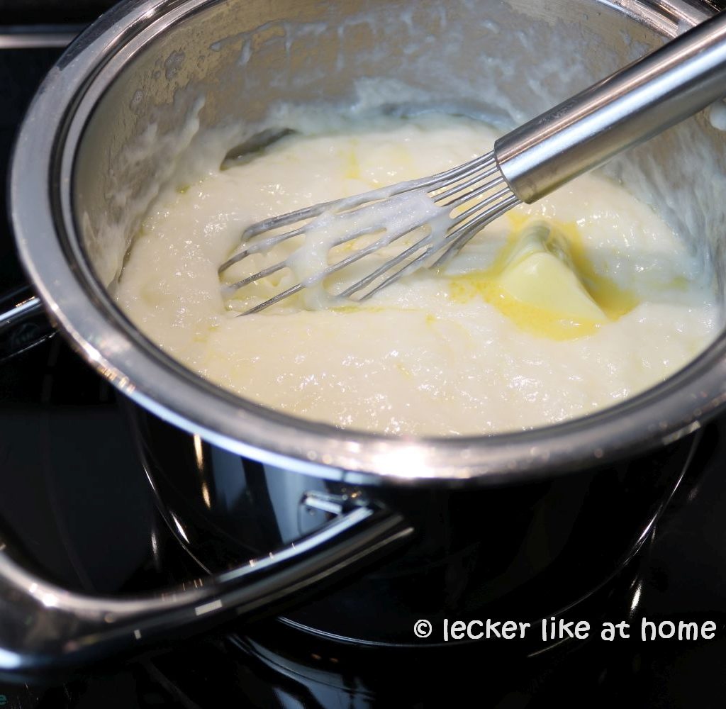 Donauwelle - Butter in die Milchcreme rühren