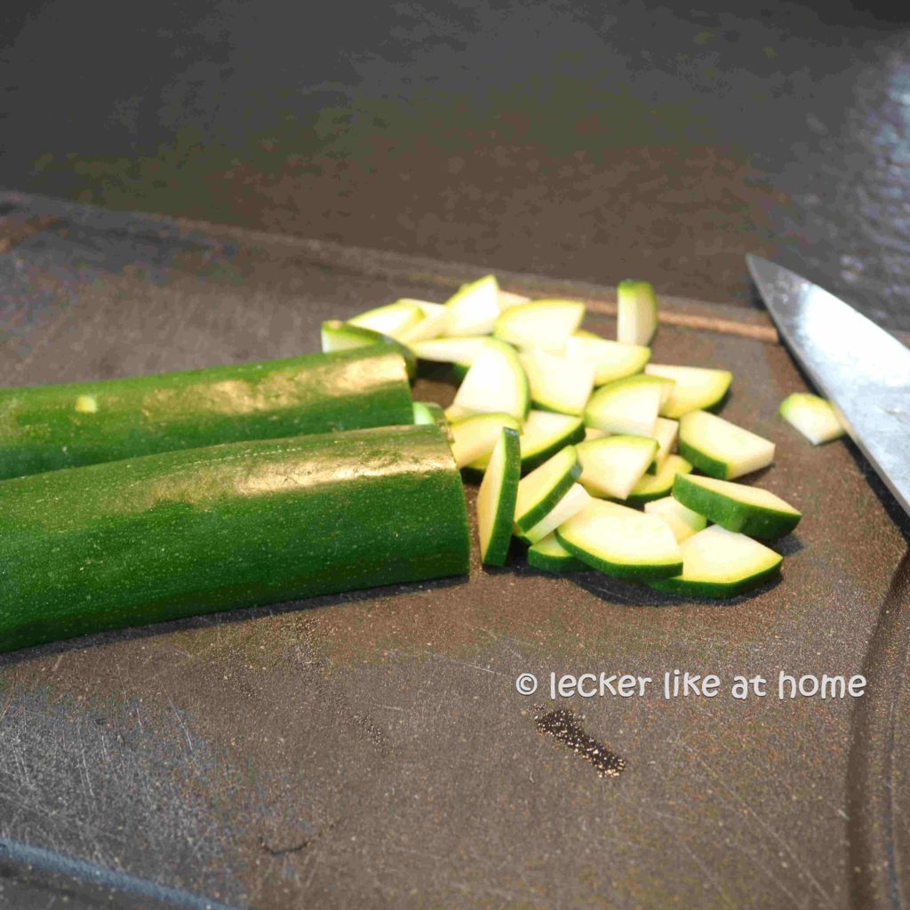 Zucchini schneiden