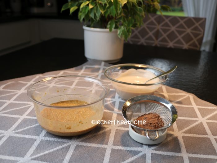 Koffeeflockey - Kaffeehaferflocken, Joghurtmischung und Kakao